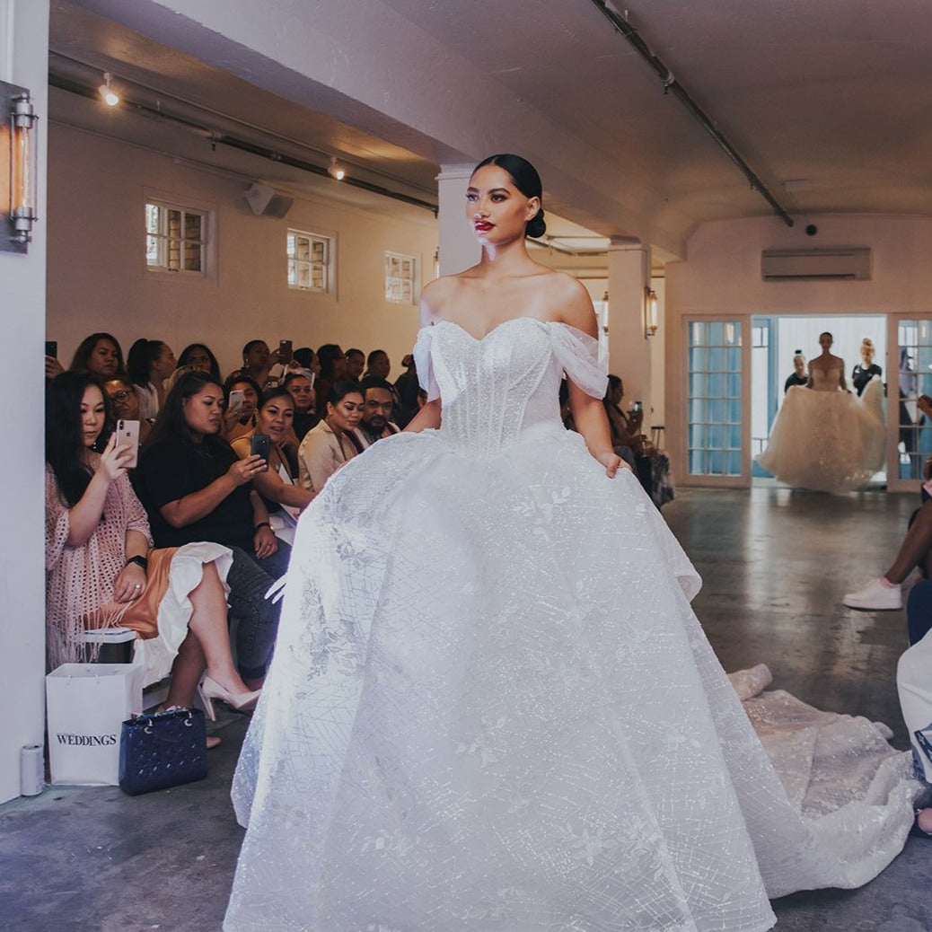 Elegant Lace Applique Wedding Dresses Off Shoulder Sweetheart Bridal Ball  Gowns | eBay
